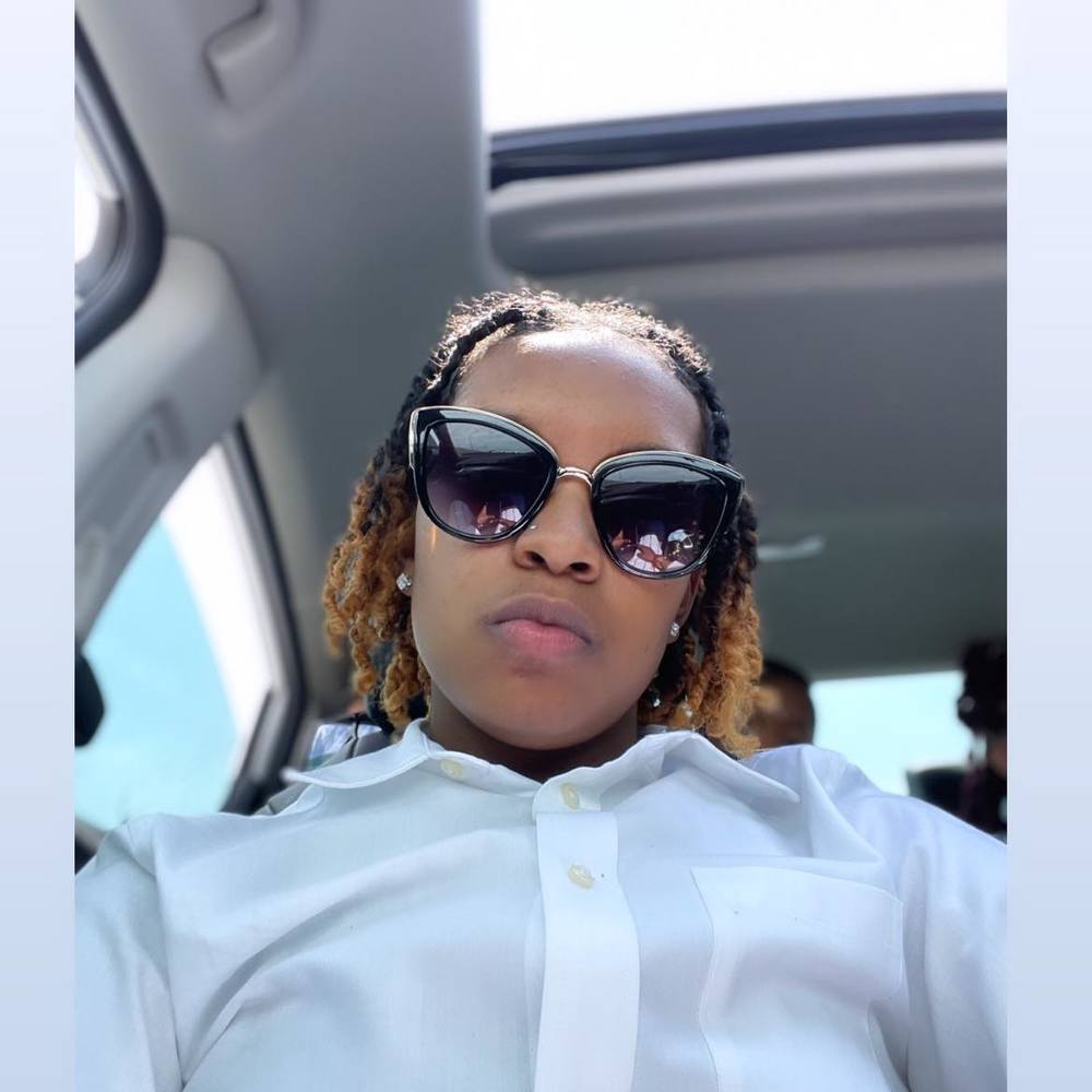 Meet your Posher, Erion